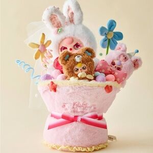 Baby Three HOLIDAY limited edition custom bouquet Urban outfitters